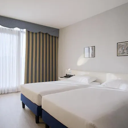 Viest Hotel