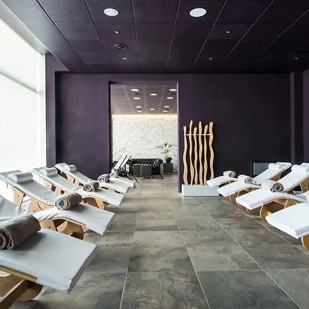 Viest Hotel 4*