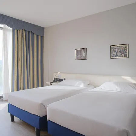 Viest Hotell