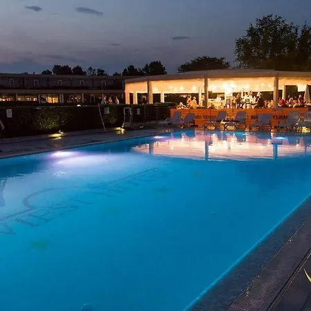 Viest Hotell