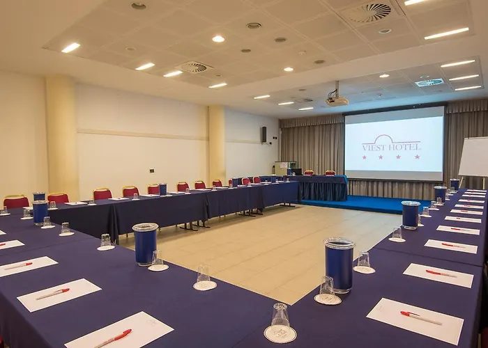 Viest Hotel