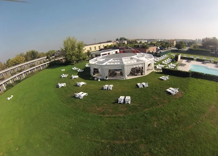 Viest 4* ויצ'נצה